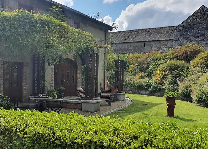 Croneybyrne Courtyard Clara