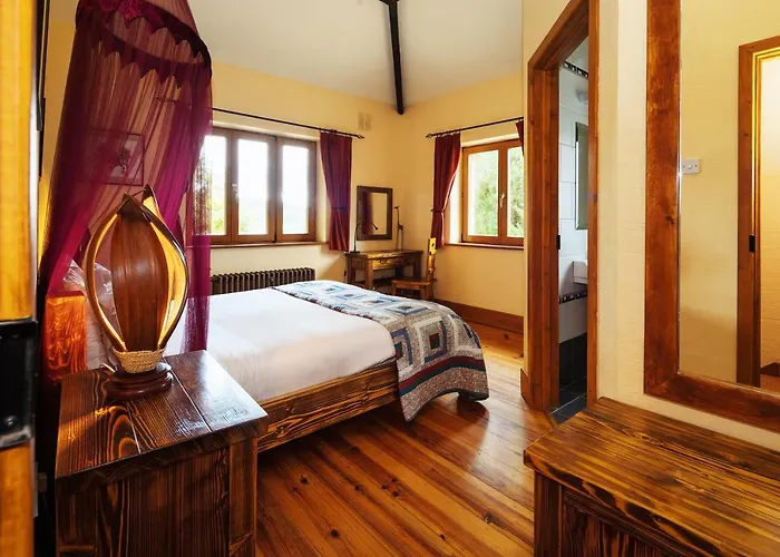 Vakantiehuis Croneybyrne Courtyard